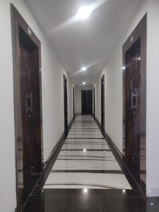 Hotel Rb Palace Indore Exterior foto