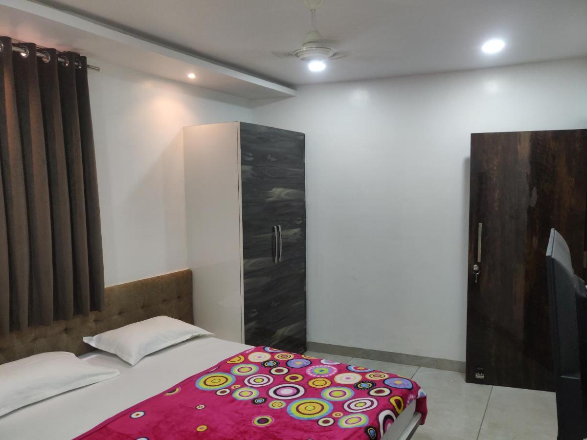 Hotel Rb Palace Indore Exterior foto