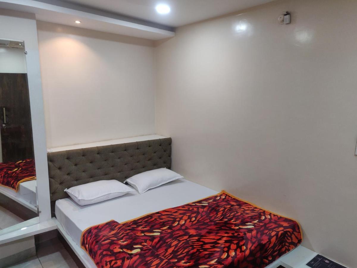 Hotel Rb Palace Indore Exterior foto