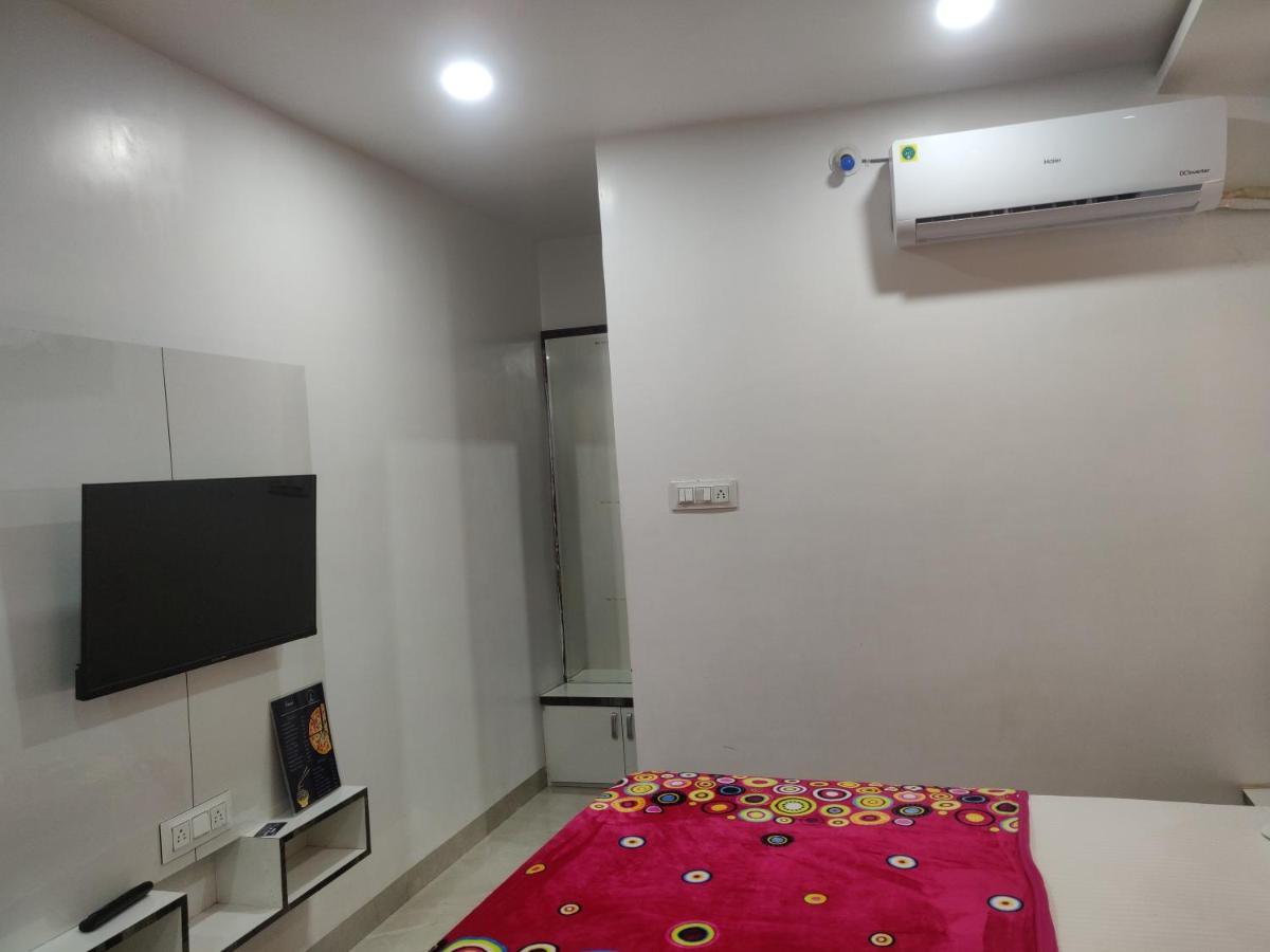 Hotel Rb Palace Indore Exterior foto
