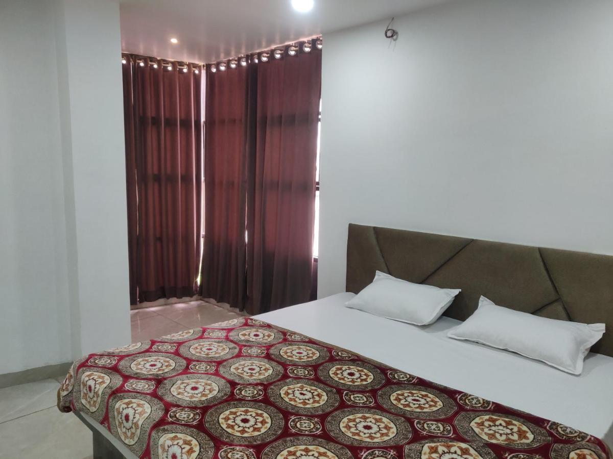 Hotel Rb Palace Indore Exterior foto